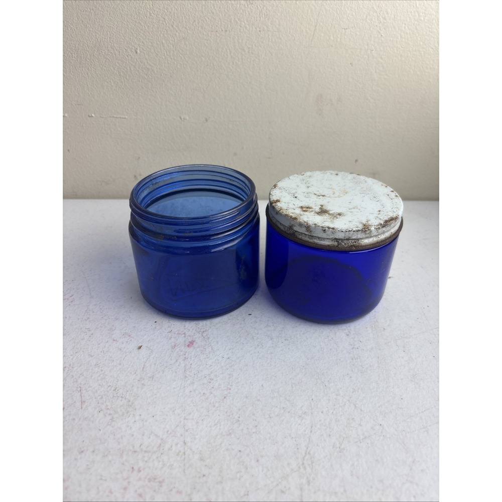 2 Cobalt Blue Glass Jars Noxema #3 & # 15 Vintage Embossed Chip Free 1 Lid